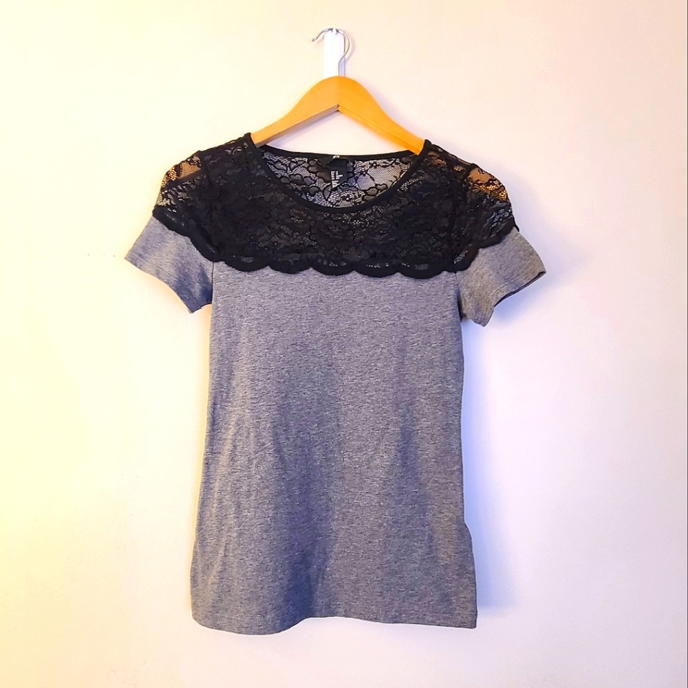 H&M Shortsleeve Lace Tee